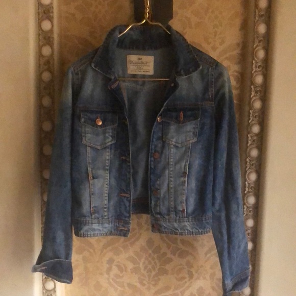 Zara Jackets & Blazers - Jeans jacket